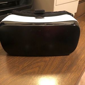Samsung Gear VR by Oculus. Basically new.